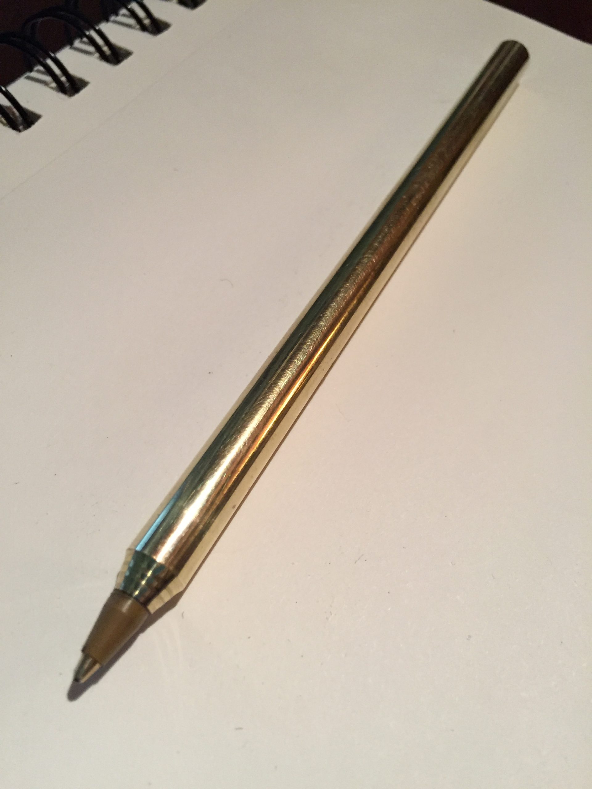 uses Bic pen refills machined from Brass and Maple Pen Handmade 