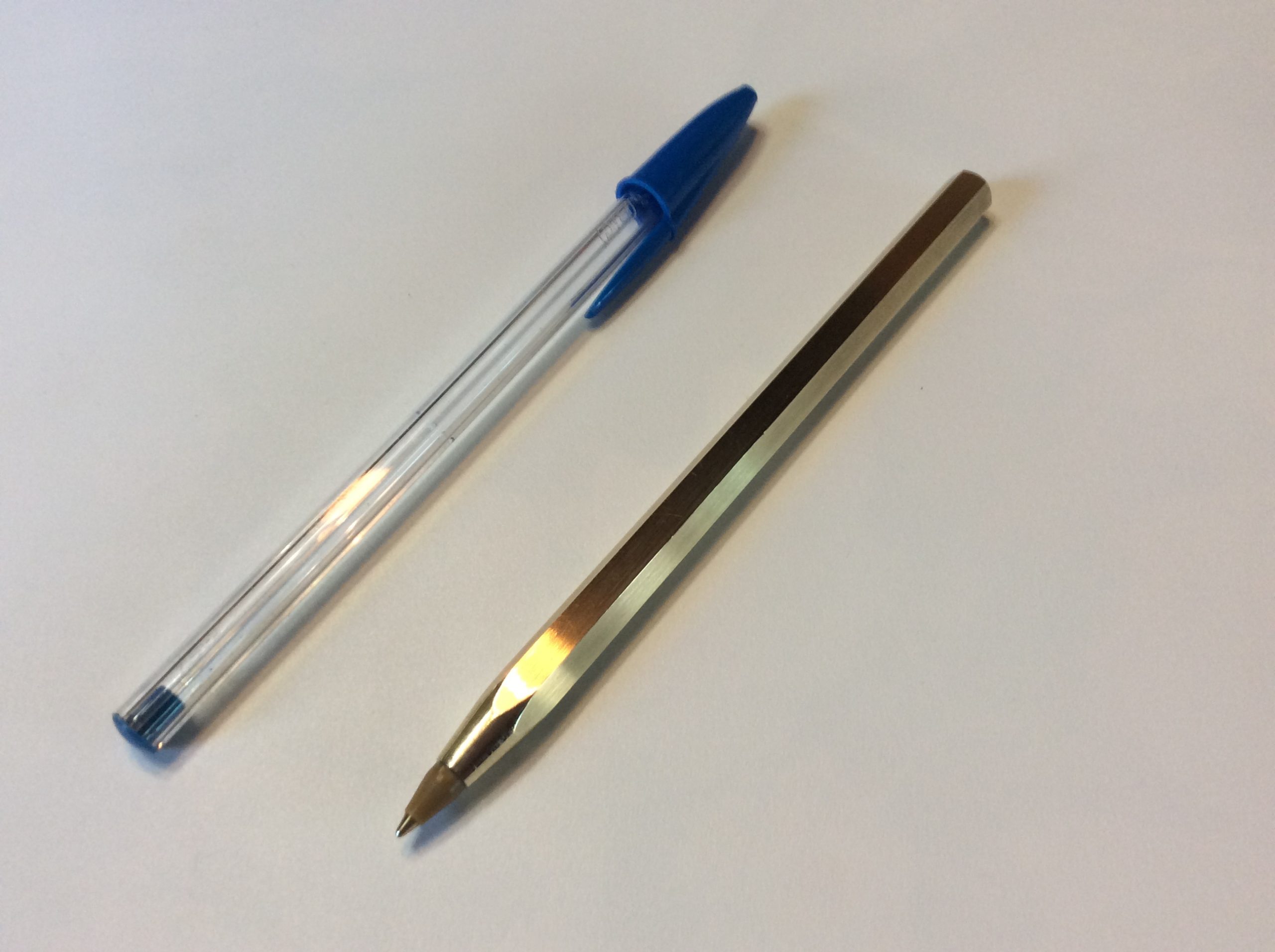 poll handelaar Kalksteen Big-Pal Hex Brass pen (uses Bic pen refills) – ElegantUtility.com