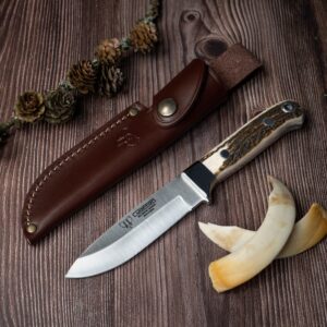 152-C  stag scales, brown leather sheath
