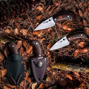 YODA (200-JM) brown juma scales, brown leather sheath