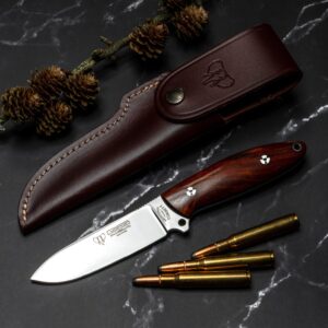 Corbett (256-K) polished cocobolo scales, brown leather sheath